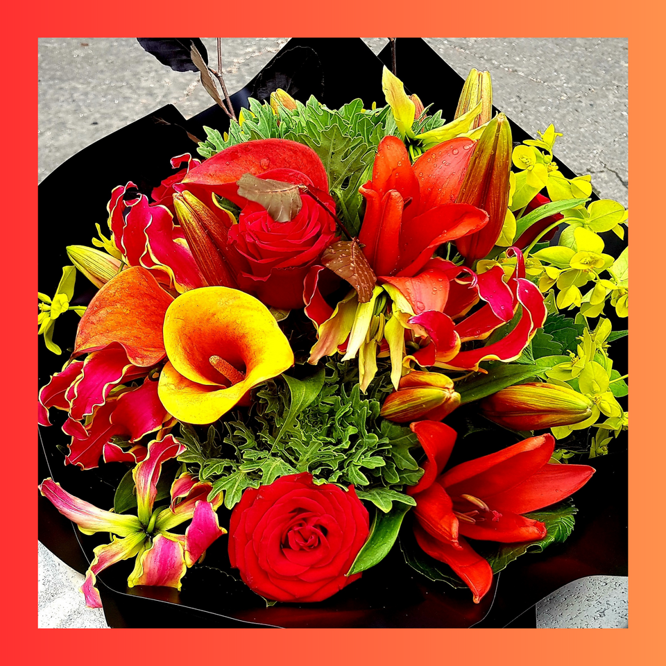 Bright and Red Flower Bouquets - Sweet Valentine